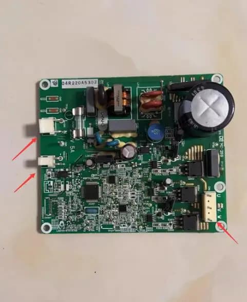 Nuova scheda di controllo del compressore per frigorifero Hisense VNC1113Y VNX1116Y con frequenza variabile
