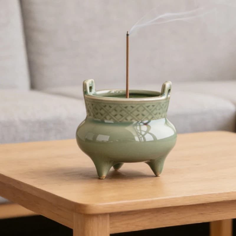 Three Legged Tripod Ceramic Incense Burner Stick Incense Holder Green Tea Ceremony Incense Tray Ornament for Teahouse Study Room
