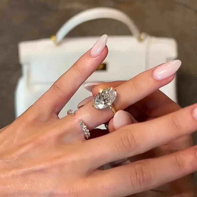 Squisito anello di lusso in argento 925 con intarsio di diamanti ovali con pietre preziose, anello nuziale di lusso leggero, set di due pezzi di gioielli di fidanzamento