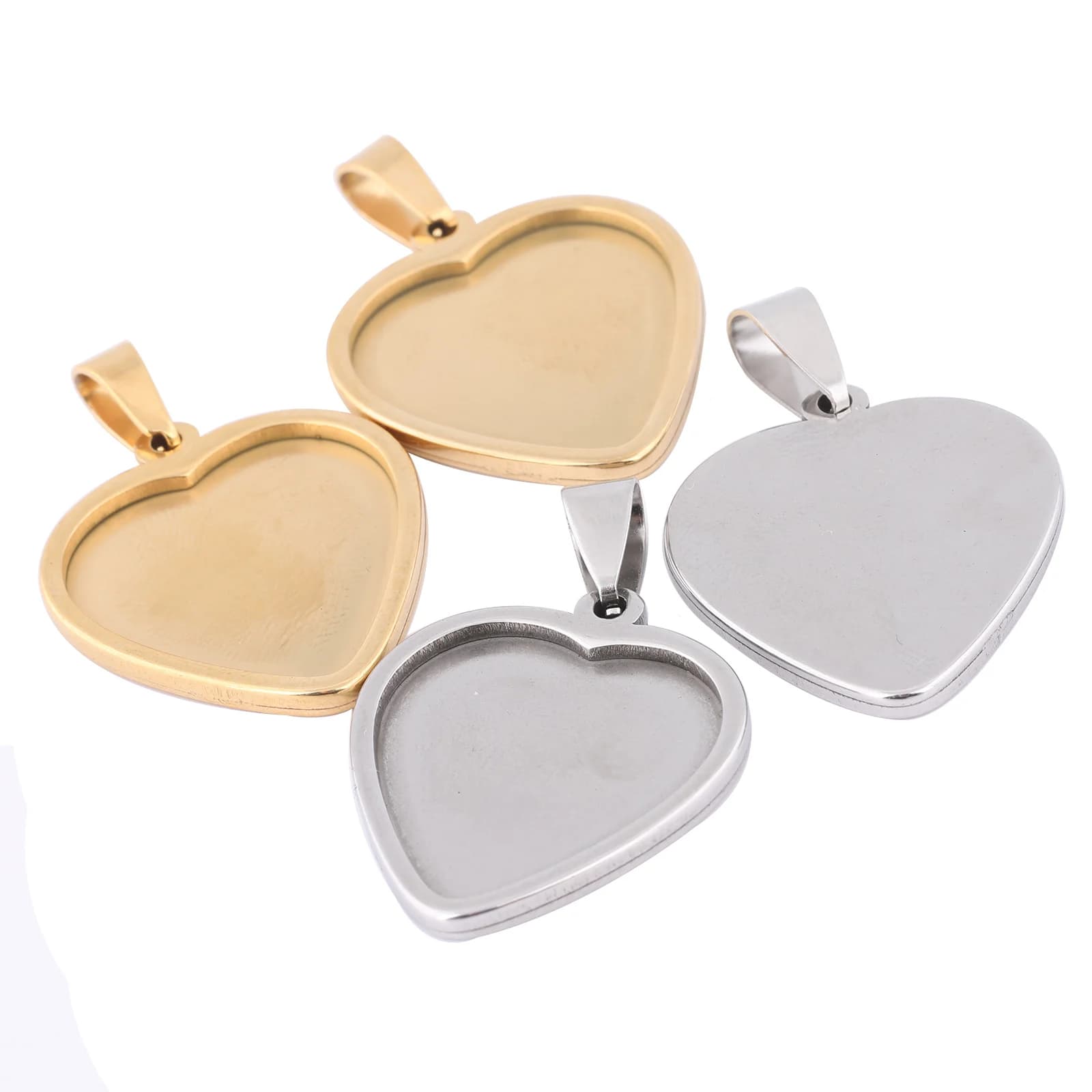 5 vassoi cabochon a forma di cuore da 20 mm, impostazioni di base per ciondolo placcato oro in acciaio inossidabile per la creazione di gioielli con collane con ciondoli