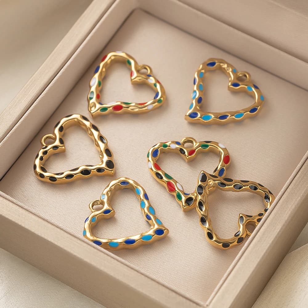 2 pendenti con ciondoli a forma di cuore maculato colorato in acciaio inossidabile per orecchini fatti a mano fai da te, collane, braccialetti, forniture per la creazione di gioielli