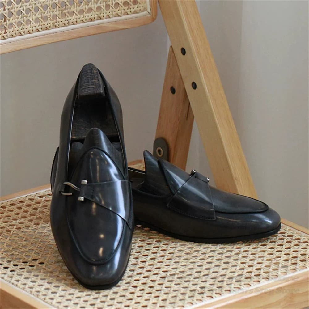 Men's Moccasins in real leather handmade suede with round toe, metal decoration, lazy slip on breathable dress, casual British style shoes
