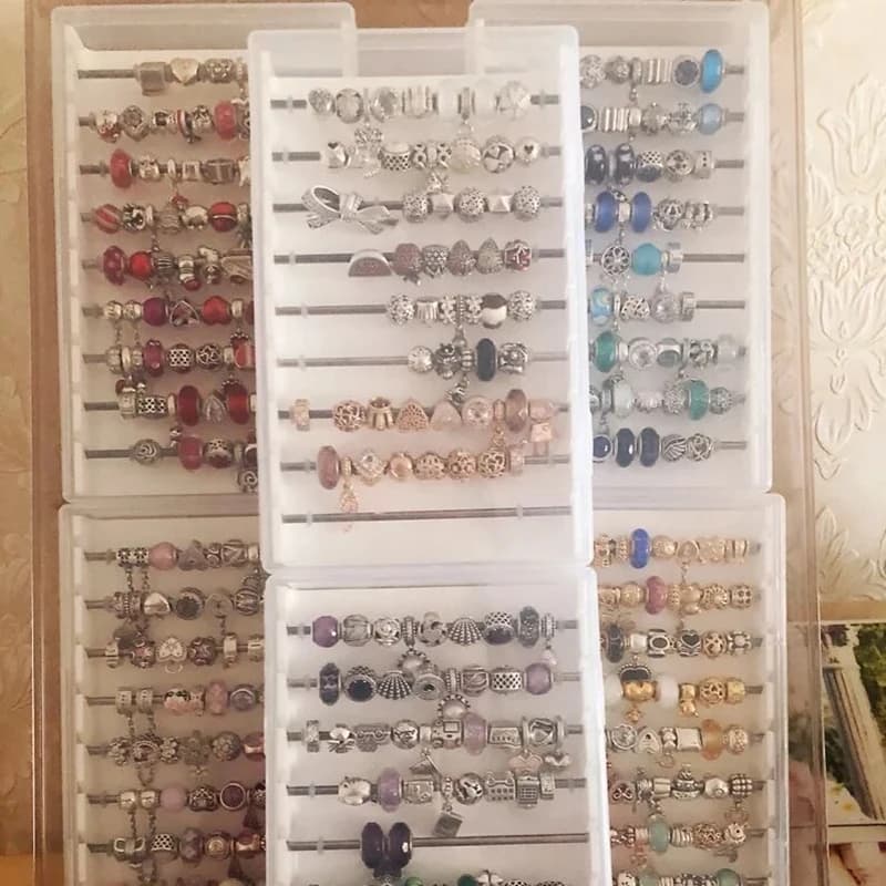 Collezione di perline troll in acrilico Scatola portaoggetti panoramica per gioielli Bracciale Perline Vassoio da gioco Scatola per organizzazione di perline rotonde Supporto per perline