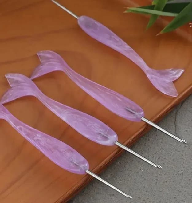 Manico in resina a coda di pesce viola Uncinetto Aghi per maglione da maglia all'uncinetto Ferri da maglia artigianali fai-da-te Strumento per cucire