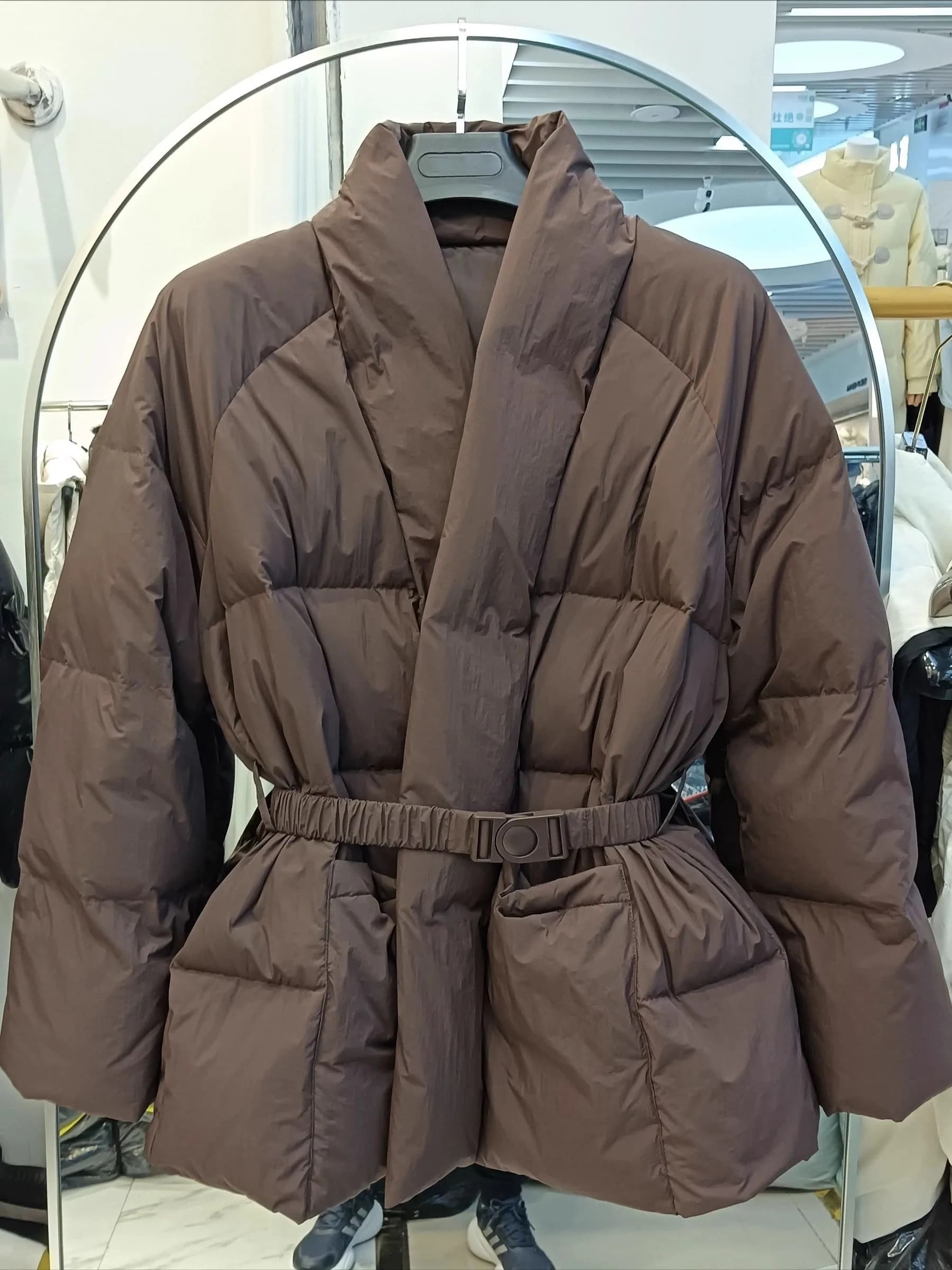 Giacca Imbottita Oversize da Donna, Stile Coreano Autunno-Inverno, Scollo a V con Cintura, Lunghezza Media, Moda Europea Versatile