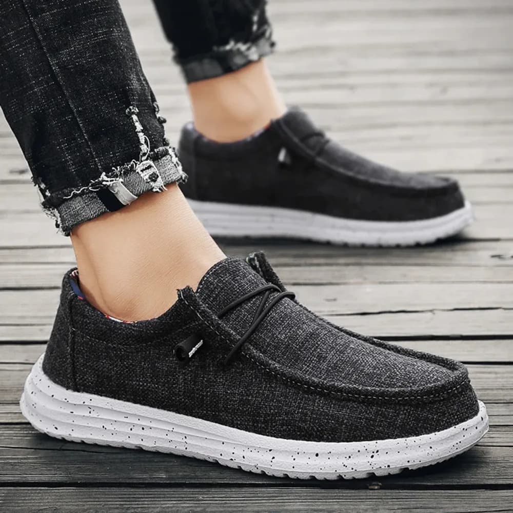 2026 New Large Size Outdoor Men's Casual Denim Canvas Vulcanize Shoes Fashion Luxury Designer Breathable Men Sneakers Loafers