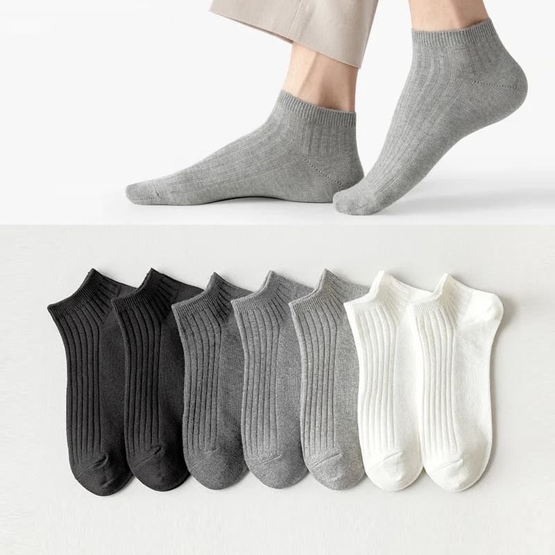 Calzini da uomo primaverili/estivi sottili in cotone alla moda, tinta unita, sportivi, morbidi, casual, comodi, traspiranti, corti alla caviglia, anti-sudore.