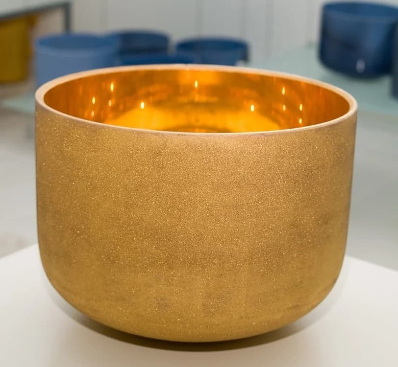 24k Gold Singing Bowl Heart Chakra 8''-14'' with Heavy Singing Bowl Crystal Carrying Case and Singing Bowl Suede Striker