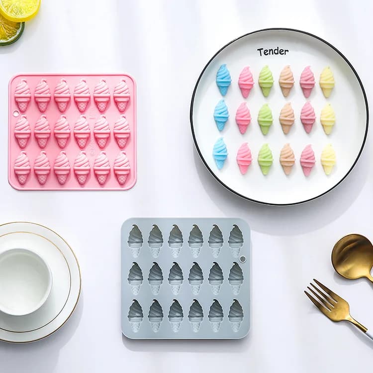 Stampo in silicone a forma di 18 coni, utensili da forno, stampo per fudge, stampo per torte alla frutta, stampo per cioccolato