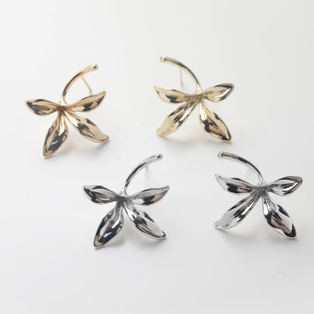2 pezzi orecchini a bottone con fiore delicato per la creazione di gioielli accessori fai da te fatti a mano in ottone placcato oro 14k 27 * 31mm