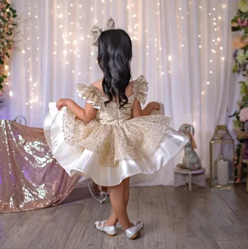 Abiti da ragazza di fiore champagne per matrimonio Brillanti adorabili abiti da spettacolo per bambini per bambini Regalo di compleanno a sorpresa per ragazze personalizzato
