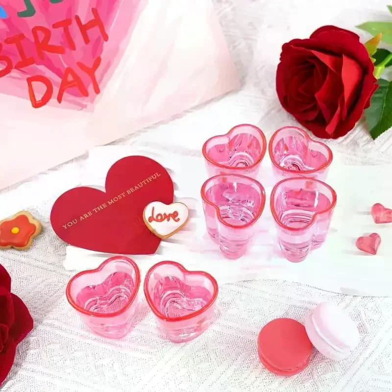 Set di bicchieri da cocktail a forma di cuore da 5 pezzi, set di bicchieri da cocktail per feste, tazza per bevande in plastica, bicchiere da vino super carino/mini bicchiere da vino