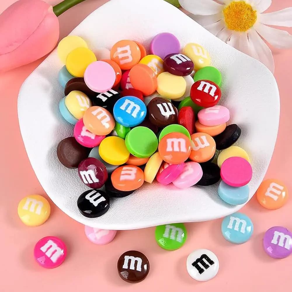 20 pz resina caramelle perline di cioccolato M fagioli Flatback Cabochon Applique figurine ornamento creazione di gioielli accessori per capelli