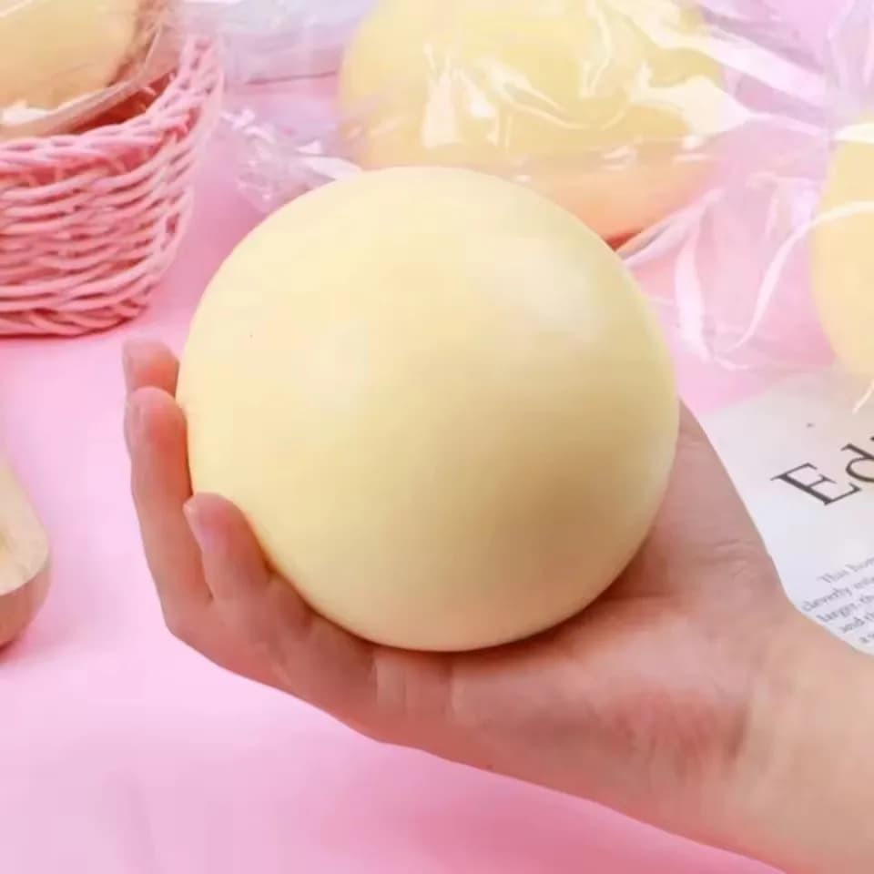 1Pcs Stress Relief Squishy Ball Soft Anti-Anxiety ADHD Sensory Fidget Toy Durable Washable Squeeze Stress Ball for Adults Gift