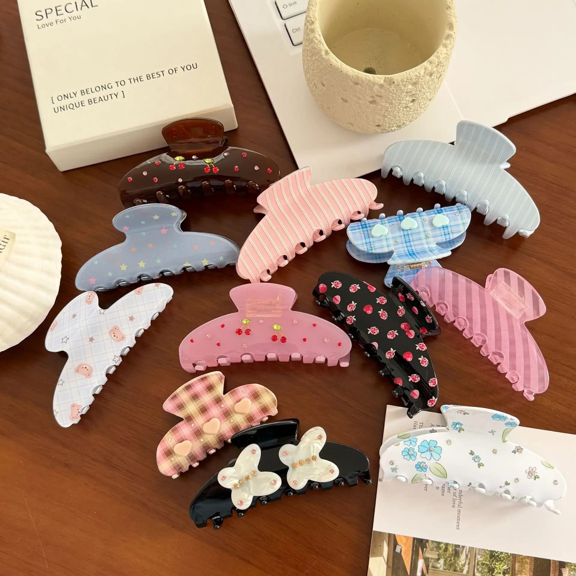 Cute Printed Hair Claw Clips Bear Strawberry Floral Plaid Striped Acrylic Hair Catch Claw Sweet Hair Accessories for Women Girls