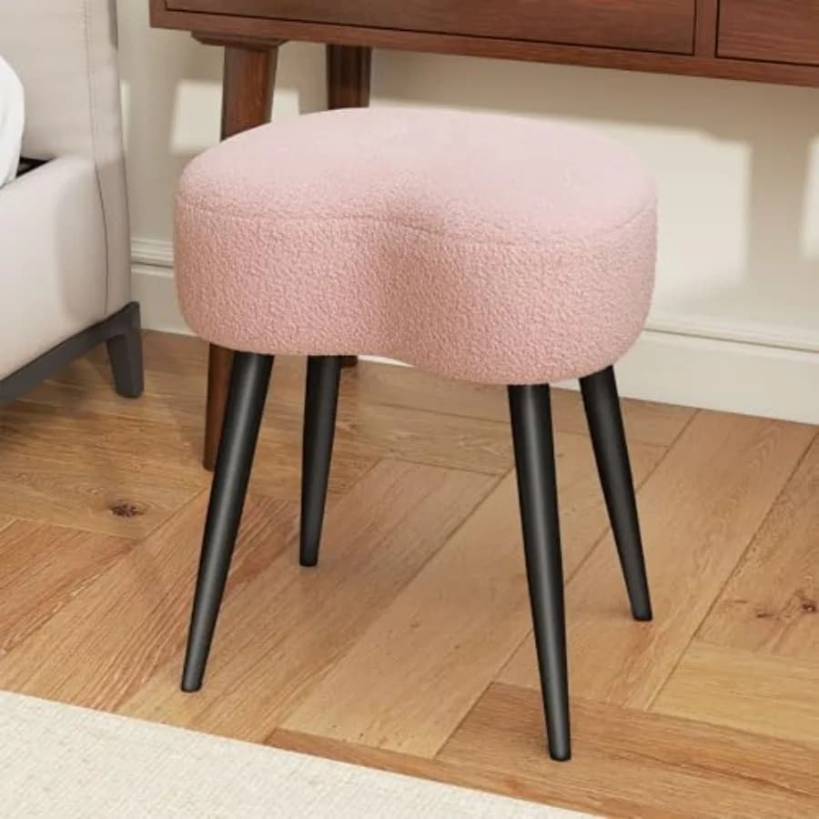 Sgabello da toeletta in velluto Teddy, sedia imbottita per il trucco con robuste gambe in metallo, poggiapiedi imbottito morbido, sgabello moderno di design