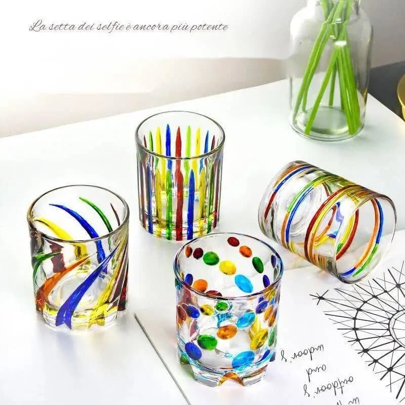 Bicchiere da whisky colorato e rotante, design tedesco, in cristallo, antistress, con effetto ondulato, per brandy, whisky, birra