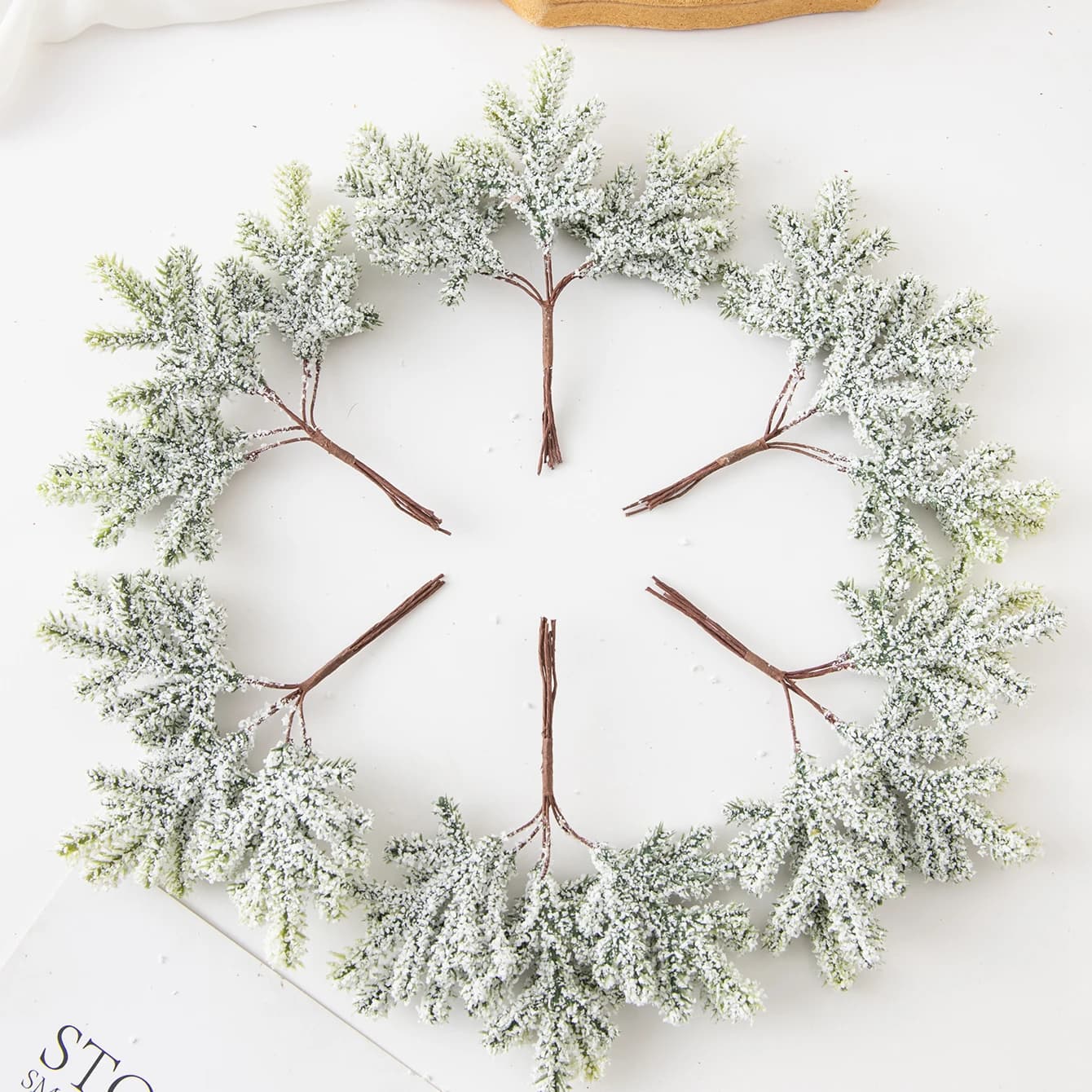 6 pieces of artificial plants with green leaves of cactus for domestic christmas decoration, material for diy garlands, accessories for handmade wedding banquets