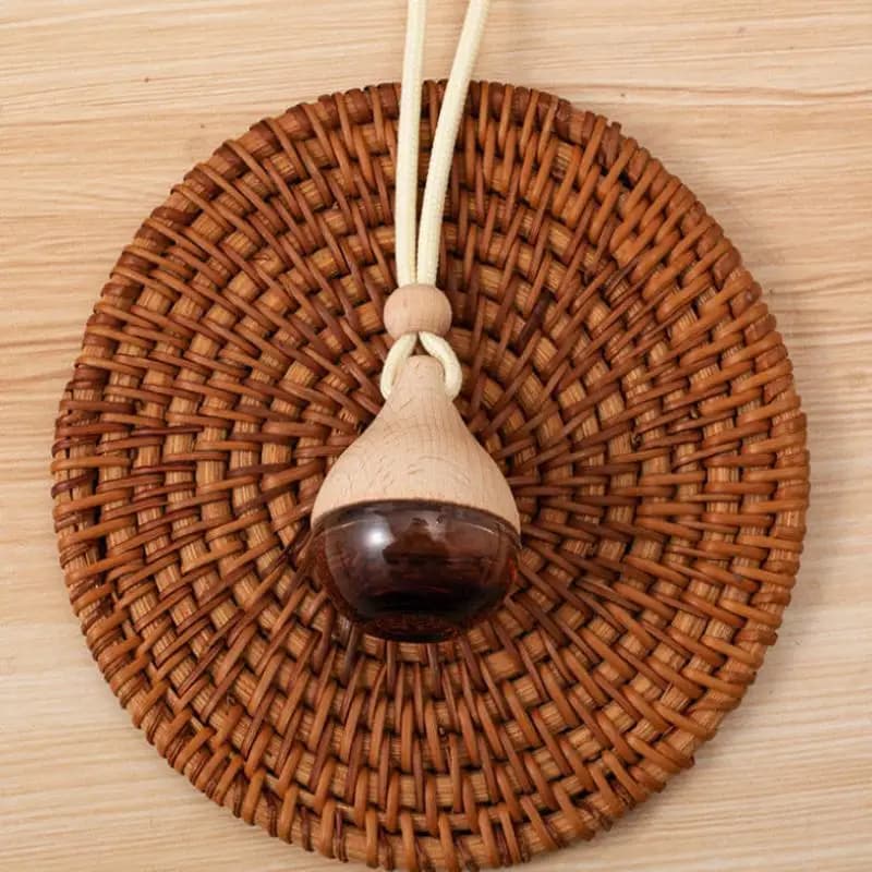 Essential oil bottle for aromatherapy in Waterdrop style hanging for car, perfume bottle, ornament, car deodorant, interior decoration
