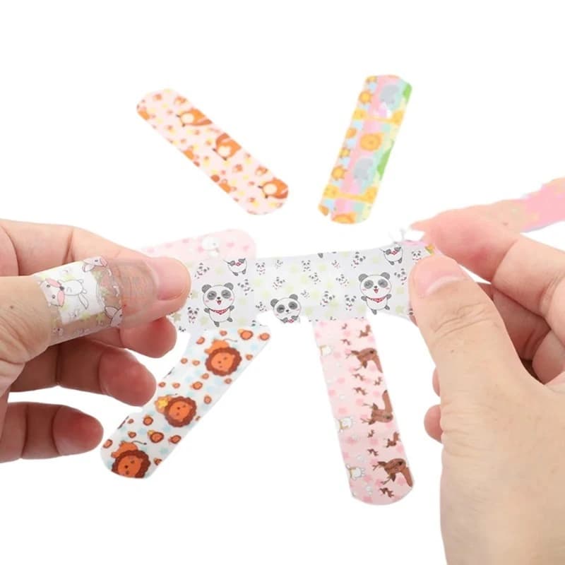100 Pz/set 120 Pz/set Cartoon Cerotto per Primo Soccorso Medicazione della Ferita Kit di Gesso Carino Patch Per Bambini Bende Adesive