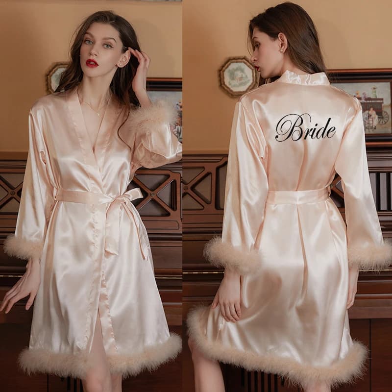 Women's silky satin vigil with feathers, Nightwear, Bride Dress, Elegant Vestaglia for Damigelle