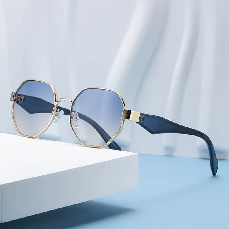 Occhiali da sole da donna poligonali alla moda Occhiali da sole da guida con montatura in metallo alla moda da uomo Occhiali da sole da donna alla moda per le vacanze all'aperto