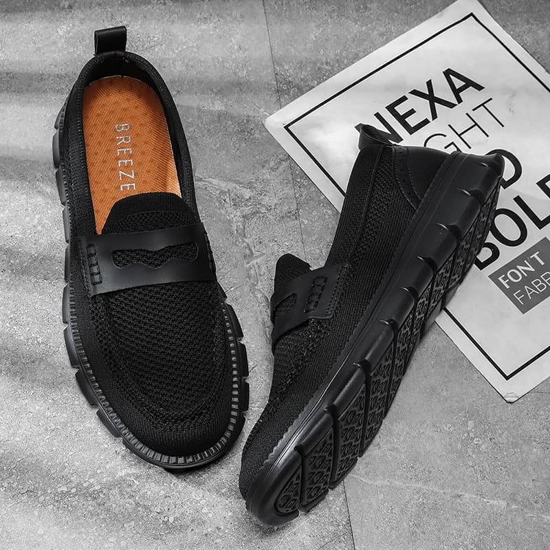 Large-size men's shoes with wide toe, canvas material, breathable and lightweight, men's casual shoes, one-piece sports shoes