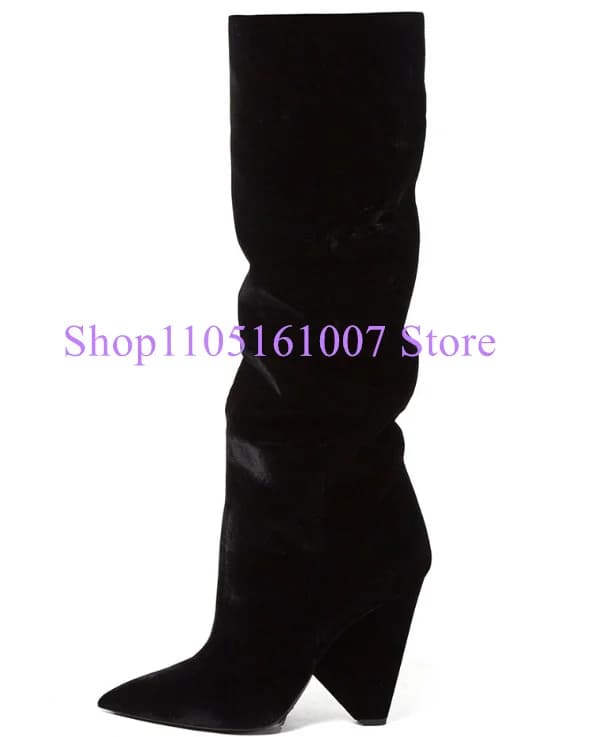 Stivali lunghi da donna con tacco a spillo in velluto nero Stivali alti al ginocchio da donna sexy con punta a punta Scarpe da banchetto di grandi dimensioni