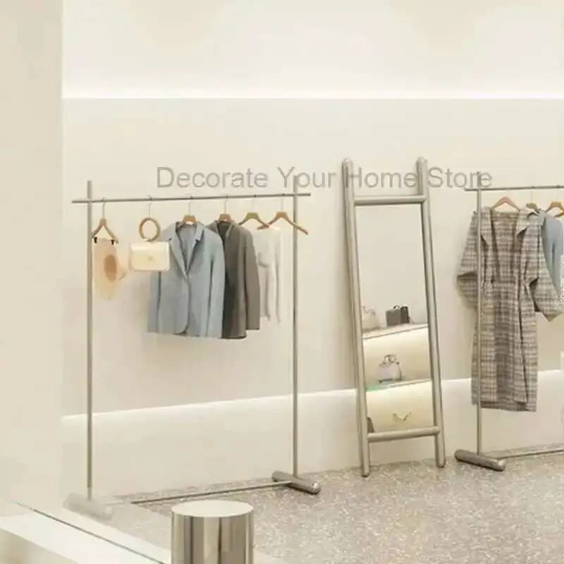 Display Appendiabiti da giardino per hotel Appendiabiti lungo per riporre l'asciugatura Giacca da balcone Appendiabiti rettangolare Cappello Arara De Roupa Mobili da ingresso
