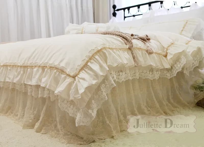 Set di Biancheria da Letto di Lusso, Copripiumino con Volant, Copriletto Ricamato in Pizzo, Lenzuolo a Doppio Strato, Set per Letto Matrimoniale