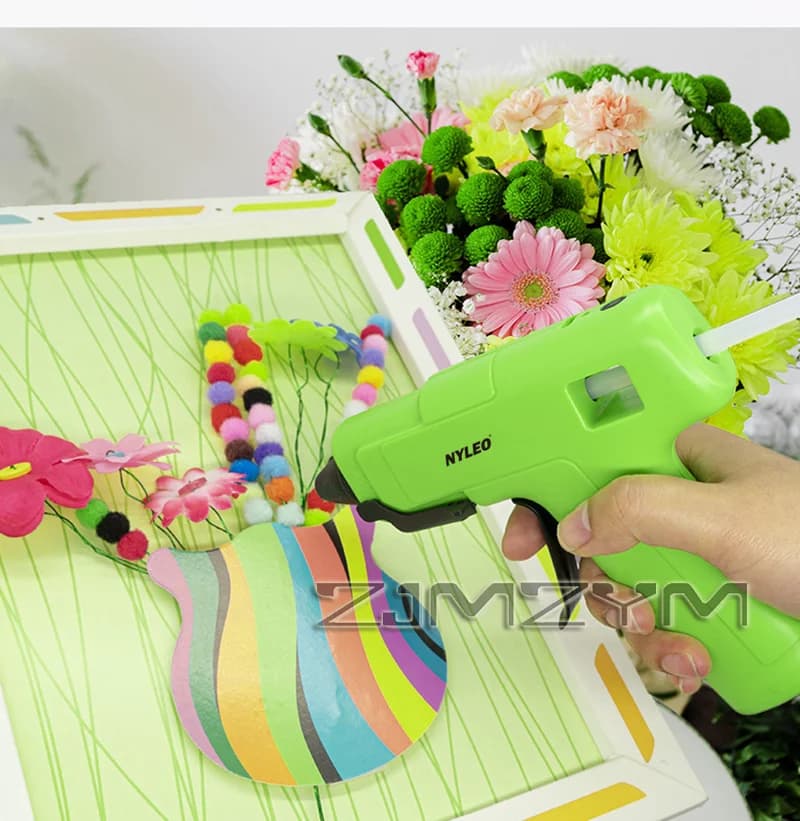 Pistola per colla a caldo con interruttore per colla stick da 7 mm Pistola a caldo adesiva industriale Pistola elettrica per temperatura di calore in 15 secondi