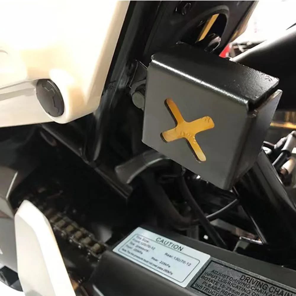 New Motorcycle Fit Brixton XS125 Rear Brake Fluid Reservoir Guard Cover Oil Cup Cap Protector For Brixton XS 125 125XS