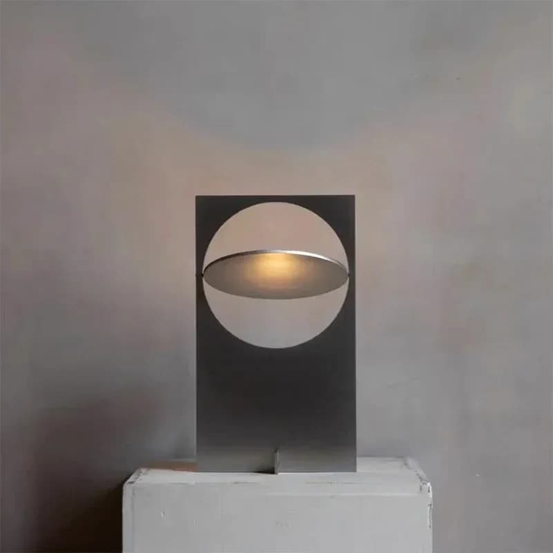 Lampade da tavolo minimaliste in stile moderno al tramonto Lampada da scrivania artistica di lusso Studio Comodini per camera da letto Apparecchi di illuminazione per interni a LED creativi