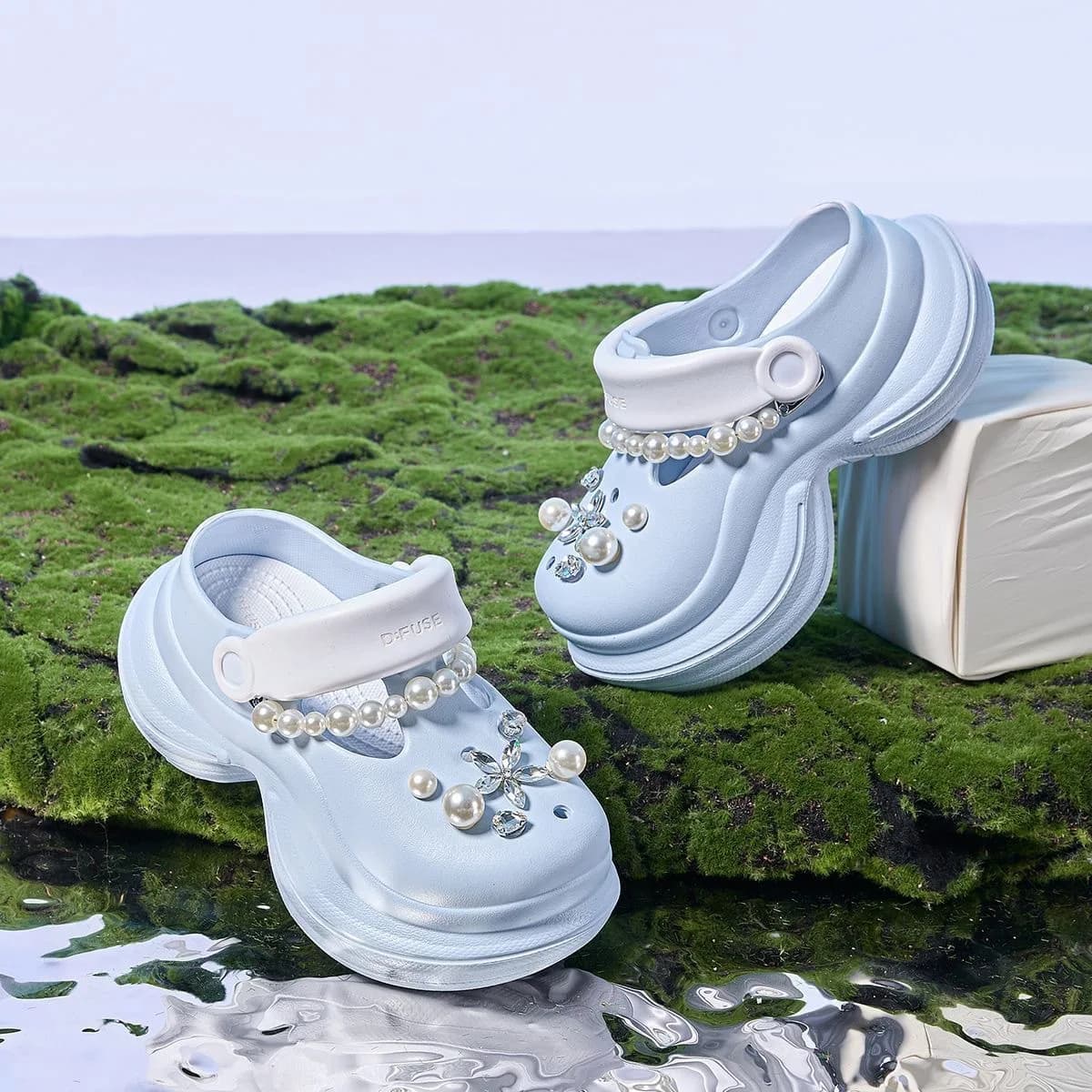Sandali da donna con strass e perle, ciabatte da spiaggia e per la casa, pantofole fresche da donna con punta chiusa