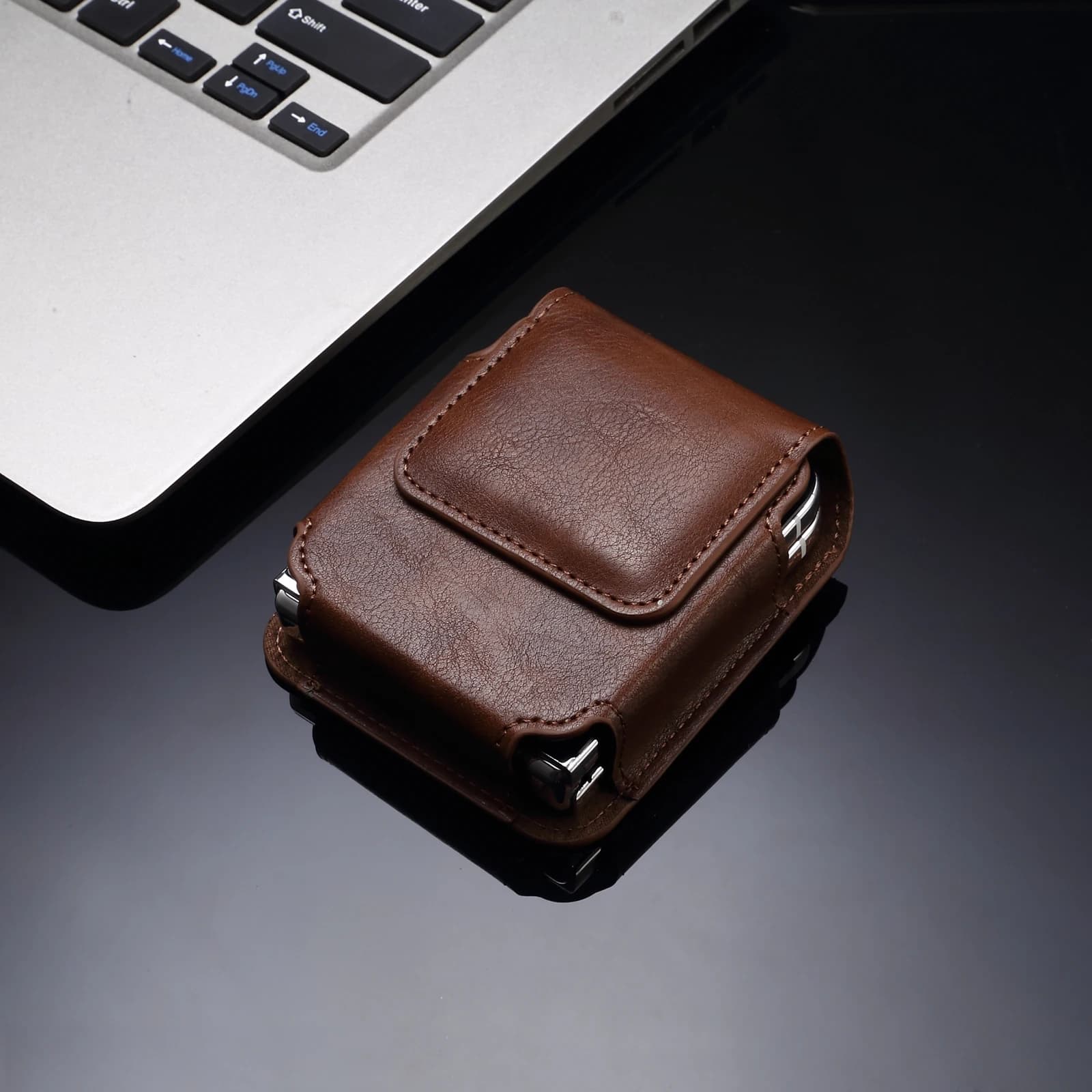 Custodia per telefono con clip da cintura in pelle Borsa da cintura appesa per Samsung Galaxy Z Flip 7 6 5 4 3 Flip7 Flip6 Flip5 Flip3 Custodia per fondina