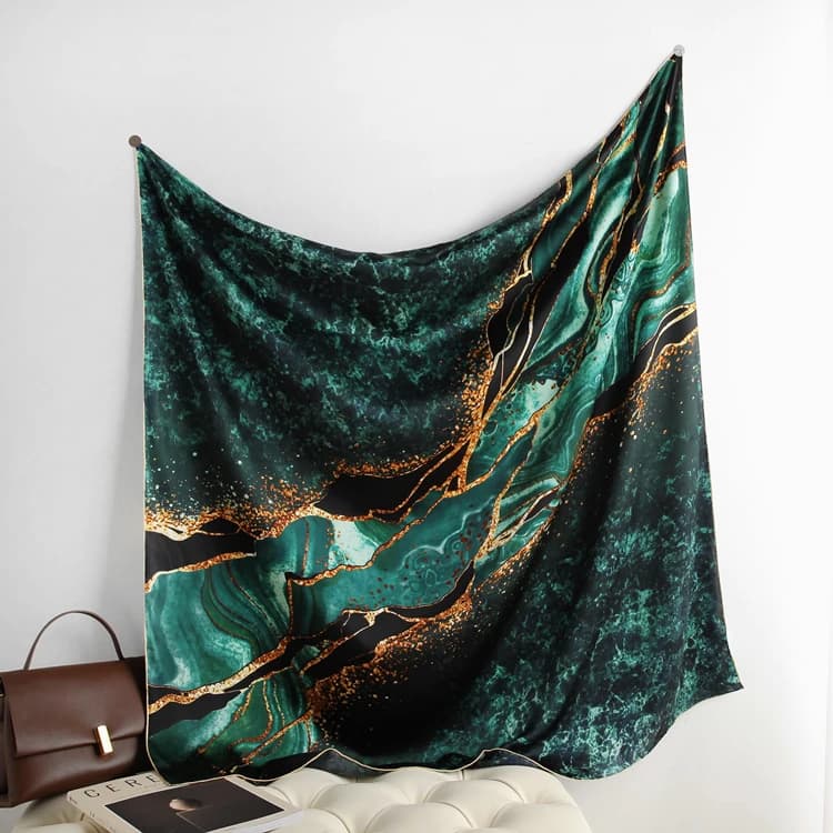 Sciarpa Quadrata Grande in Seta di Gelso Verde Satinata da Donna, Foulard, Stola, Bandana, Decorazione, Regalo 110CM