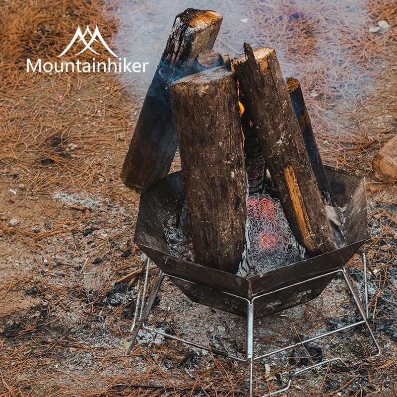 MOUNDAINHIKER Barbecue da Campeggio Portatile Pieghevole a Montaggio Rapido in Acciaio Inox con Griglia per Carbonella, Braciere per Trekking, Riscaldamento e Cottura