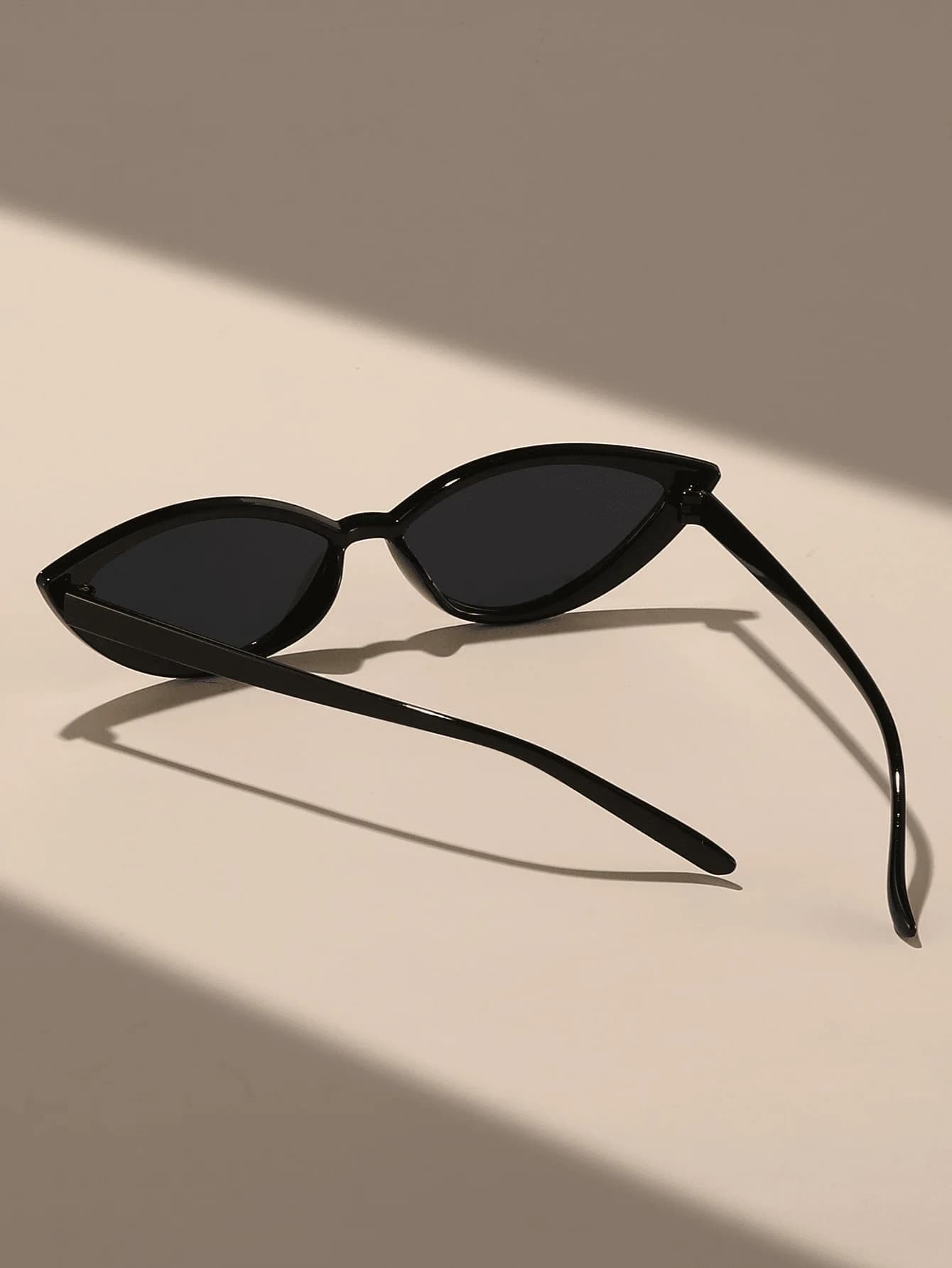 Black Cat Eye Small Frame Fashion Sunglasses For Women Casual Outdoor Travel Party
