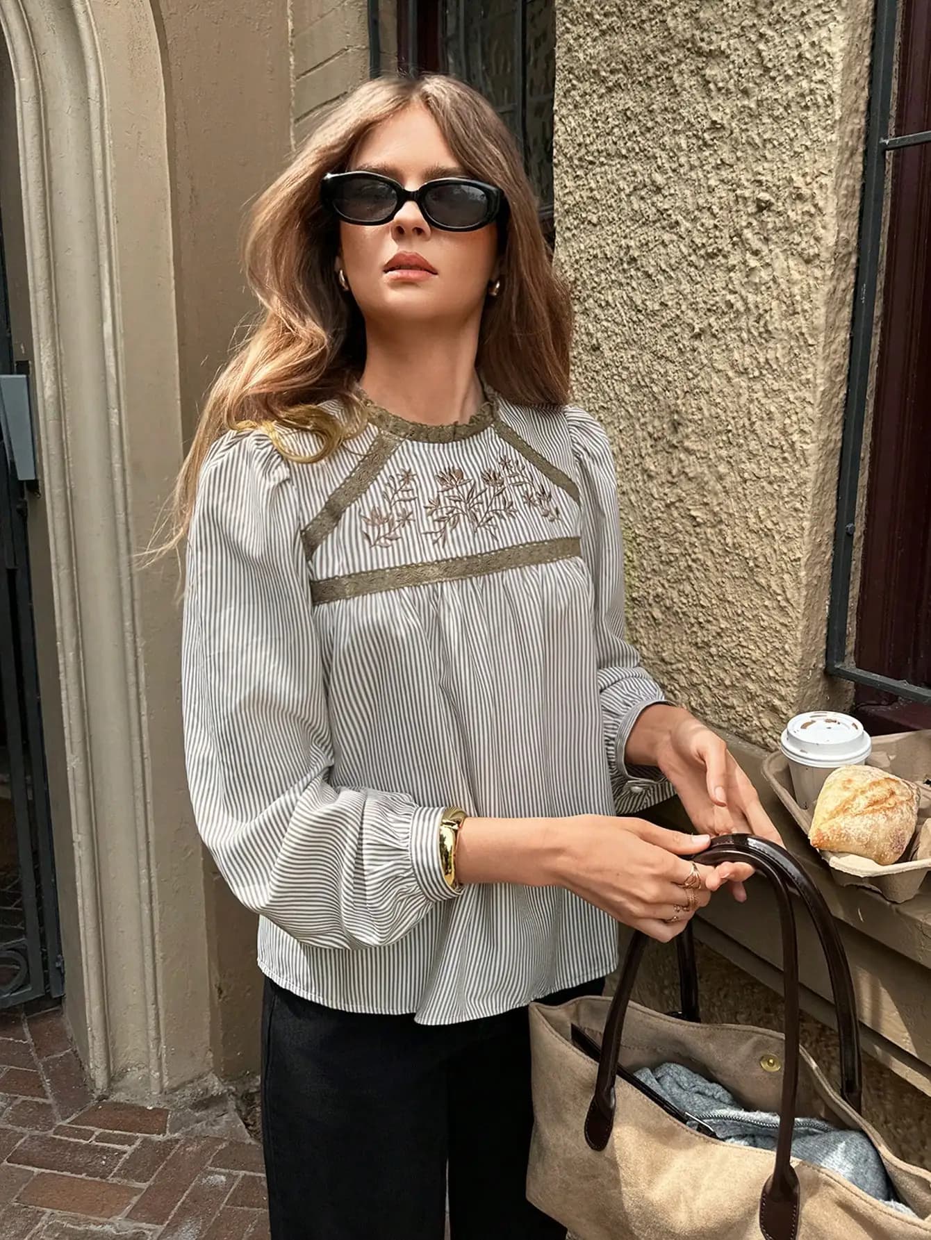 Camicetta da donna a maniche a lanterna con ricami floreali a righe - Top casual stile boho