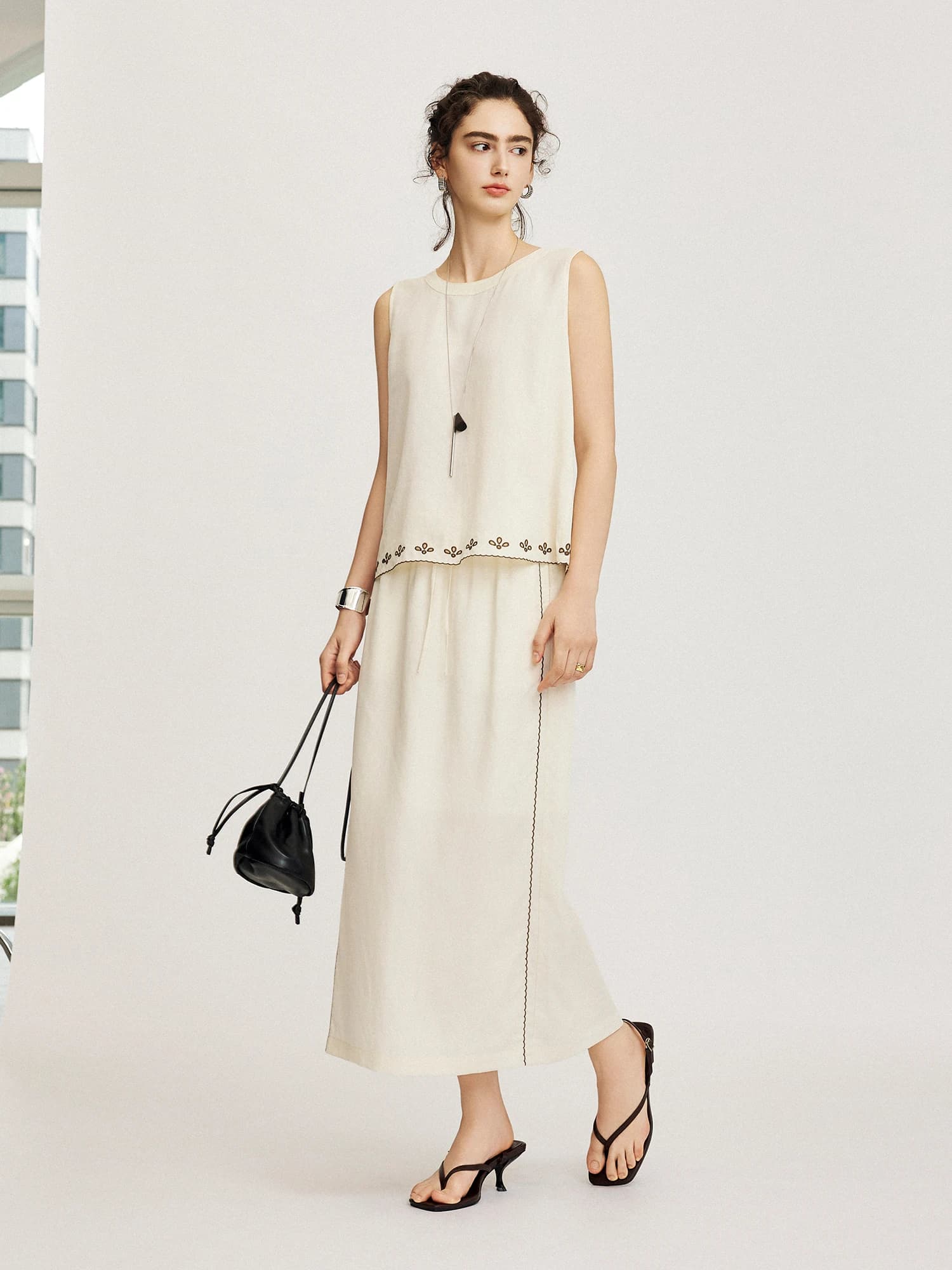 Completo Estivo Casual CLMX in Due Pezzi, Top Ricamato in Tessuto di Rayon e Gonna con Cordoncino, Ensemble Moda Donna