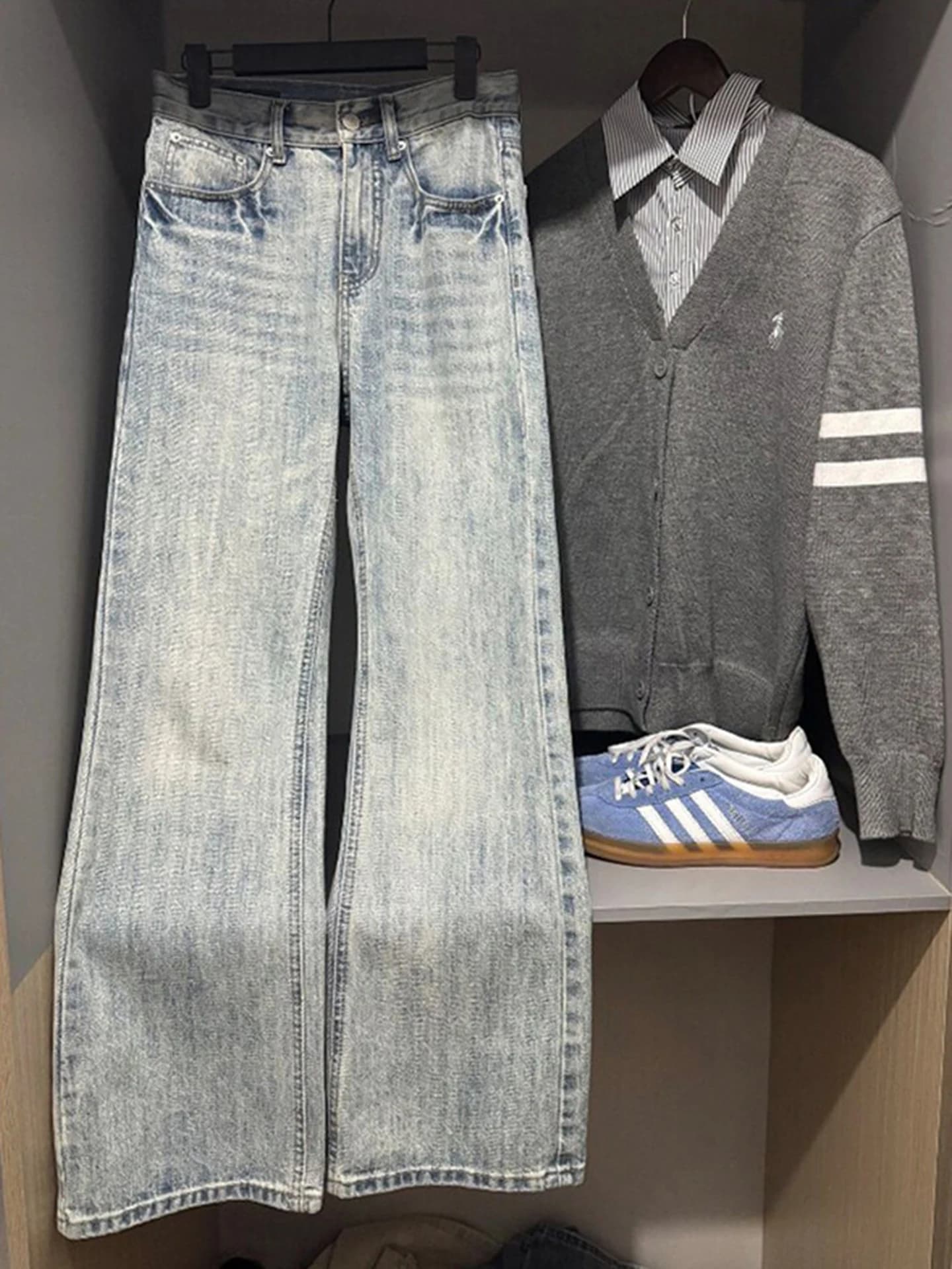 Jeans Ykee Light Blue Lightning Pattern Bent Knife da uomo, stile American High Street, lavaggio vintage, gamba dritta, micro flare.