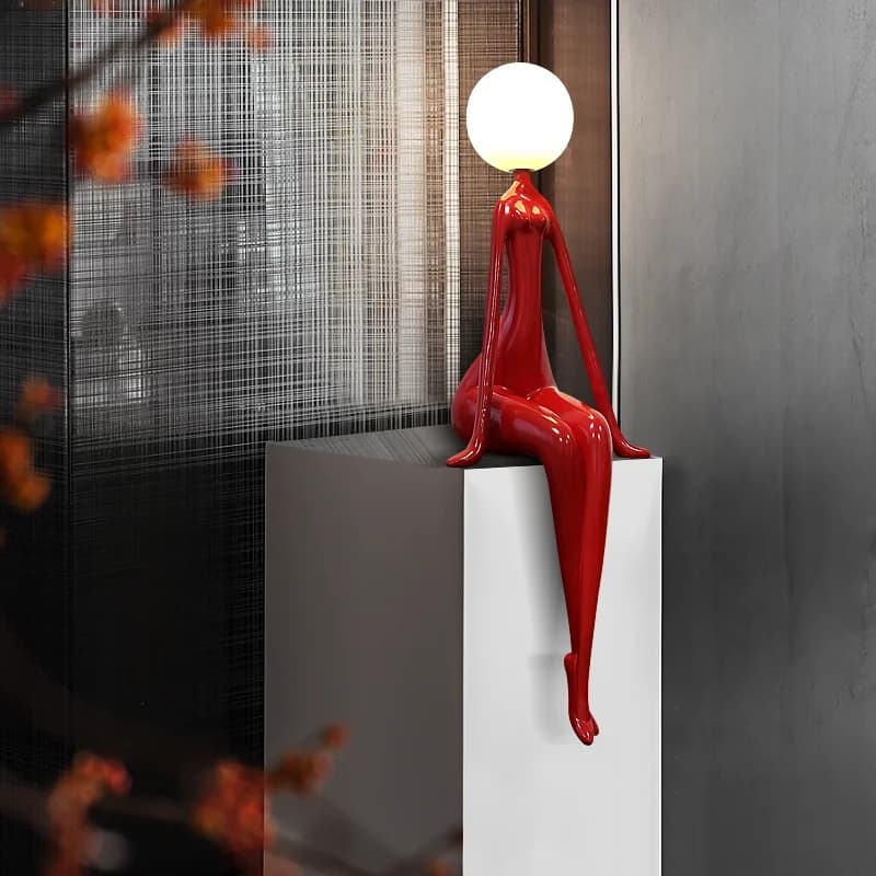 Lampada da tavolo in resina a forma di ragazza seduta, decorazione creativa per soggiorno, lampada da terra per hotel, ufficio vendite, statua astratta, lampada da scrivania.
