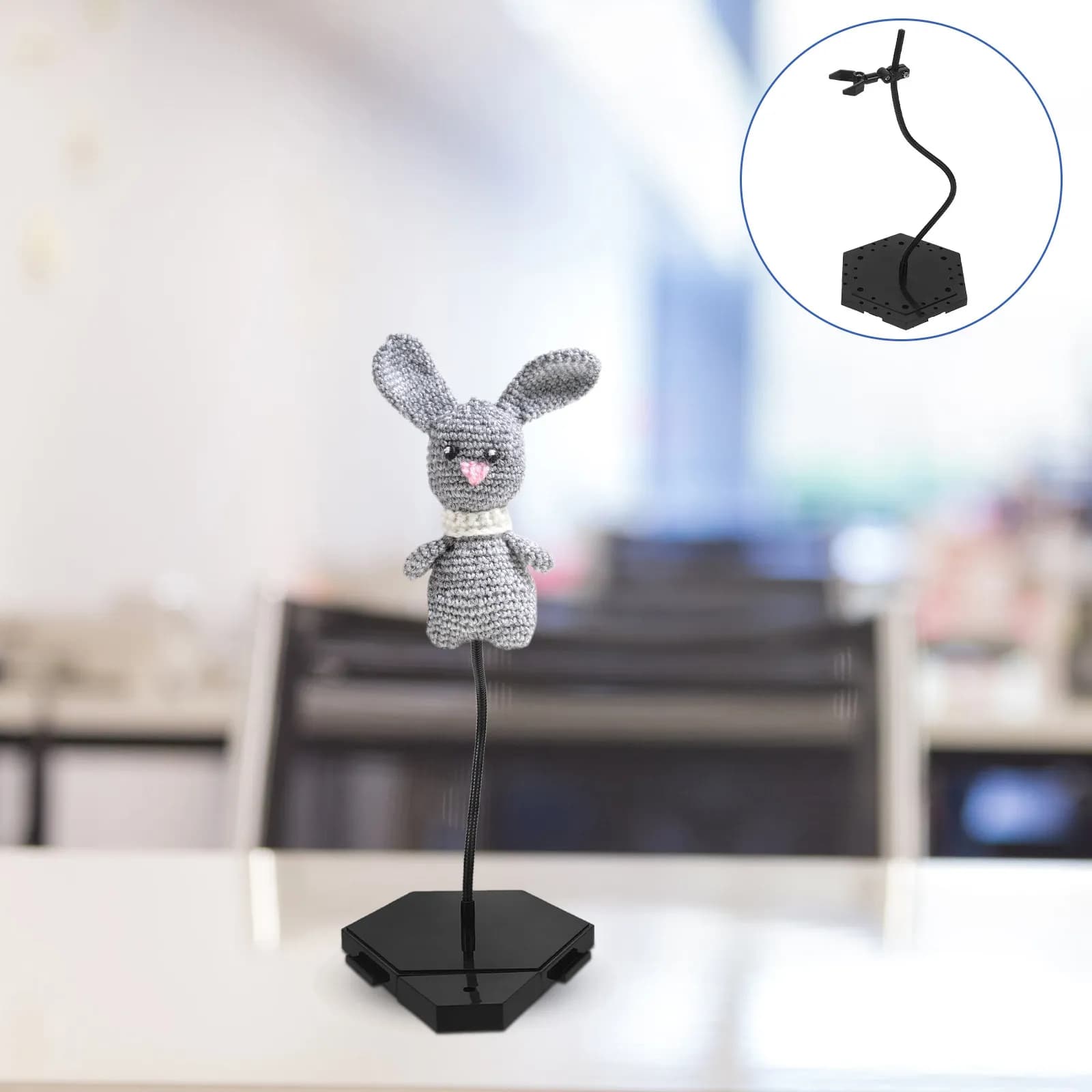 Supporto Regolabile per Action Figure in ABS e Ferro, Espositore da Tavolo per Collezionisti, Stabile e Resistente all'Usura