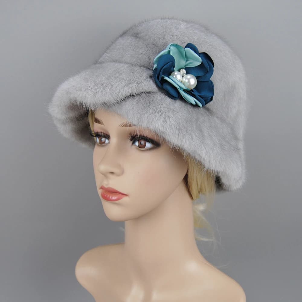 2025 New Hat Wholesale Bonnets Fashion For Female Fur Mink Fur Hat Women Solid Color Winter Warm Hat Women Real Fur Beanie Hat