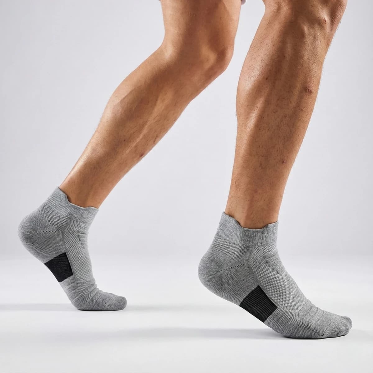 Calze Sportive Professionali Spesse con Suola in Spugna Ammortizzata Antiscivolo per Basket, Assorbimento degli Urti, Allenamento e Corsa Primavera