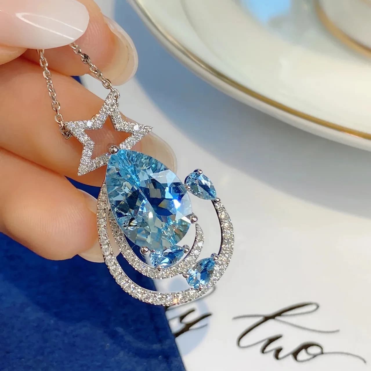 Creativo Stella Luna Estate argento 925 intarsio Diamanti Goccia d'acqua dolce Collana con pietre preziose blu Ciondolo squisito Gioielli da sposa