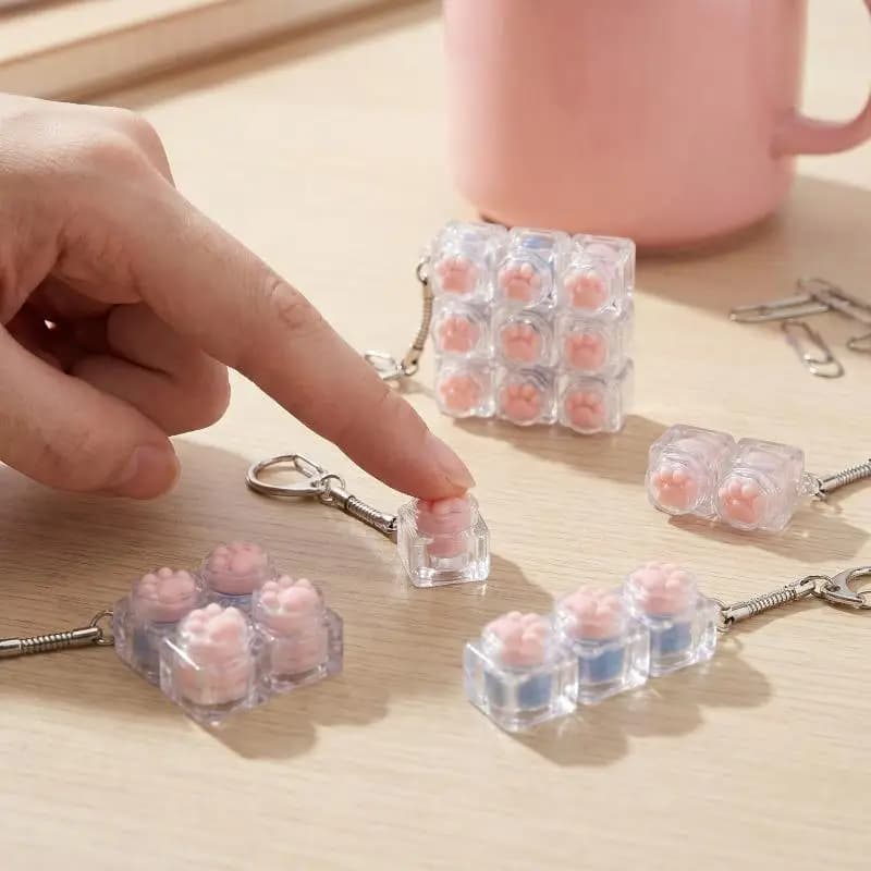Portachiavi con Tastino a Forma di Zampa di Gatto in Silicone, Giocattolo Antistress Trasparente in Cristallo, Giocattolo Portatile per Alleviare l'Ansia delle Dita