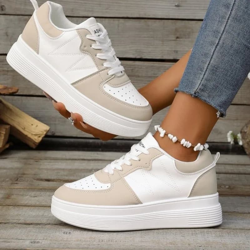 Women's Platform Sneakers Round Toe Chunky Lace-Up Casual Shoes Perforated Smooth Surface Finish Daily Outdoor Walking Footwear