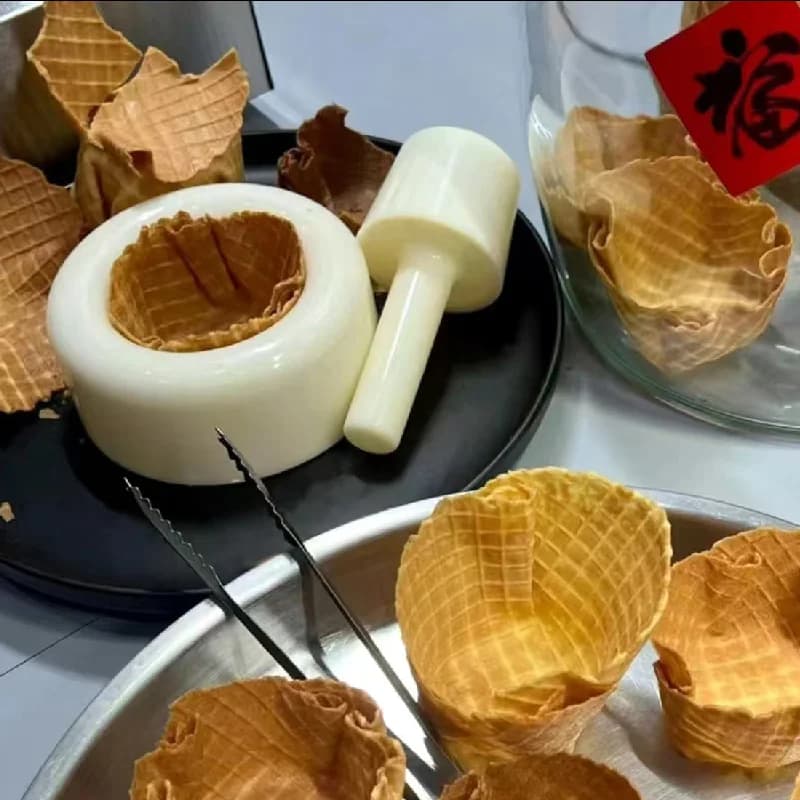 Set di 3 Stampi per Coni Gelato a Forma di Fiore, Stampo per Gelato Croccante Fai-da-Te, Stampo da Forno