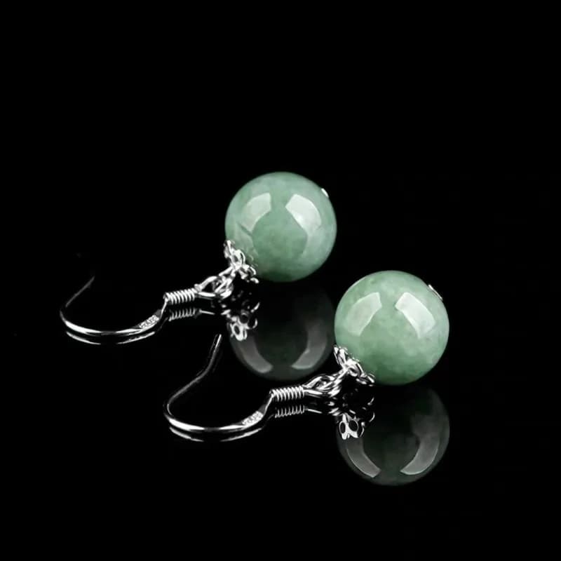 Women's earrings in green jade, ethnic and old style, new earrings